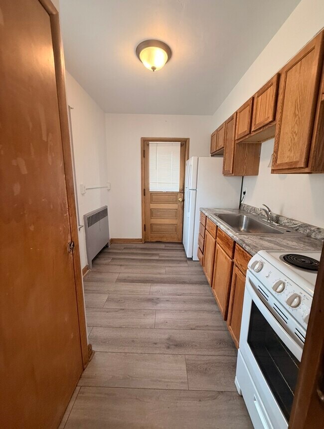 Foto del edificio - 4006 N Farwell Ave