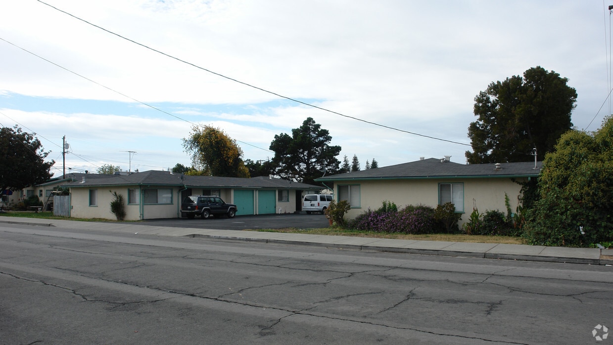 Foto del edificio - 22409 S Garden Ave