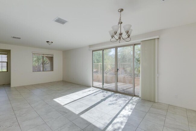 Foto del edificio - 3411 W Hayduk Rd