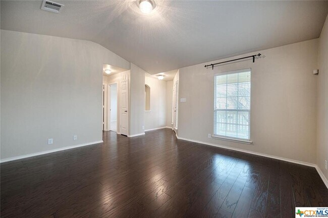 Foto del edificio - 1605 Willow Vista