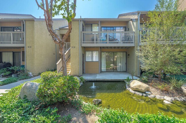 Building Photo - 1 Bedroom Located in Lakeside Condos of Ga...