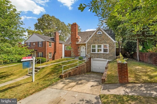 Photo - 2107 Brighton Rd House