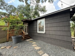 Building Photo - 4019 Ascot Ln