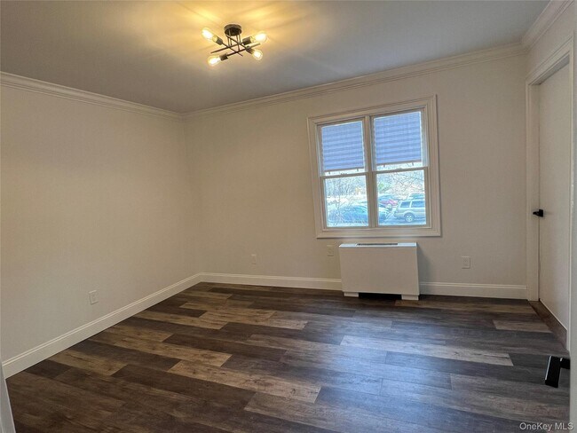 Foto del edificio - 10 Wild Oaks Rd