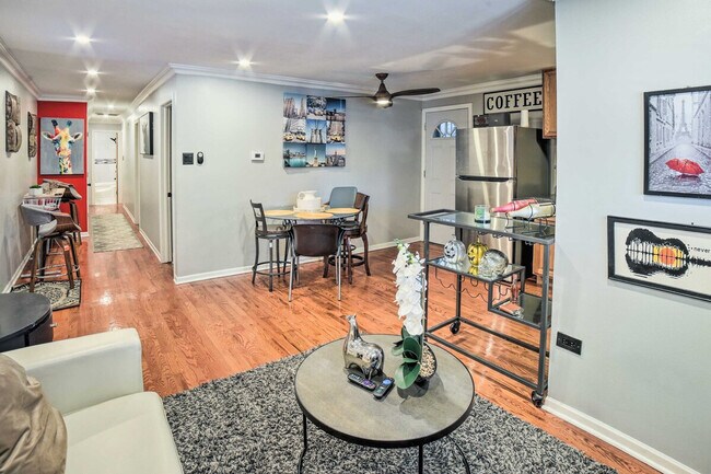 Foto del edificio - 701 S Central Park Ave