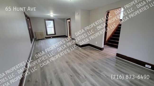 Building Photo - 65 Hunt - 3 Bed / 2 Bath