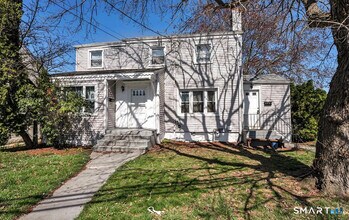 Building Photo - 1956 Madison Ave