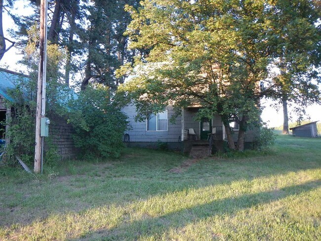 Foto del edificio - 1014 Frink Rd