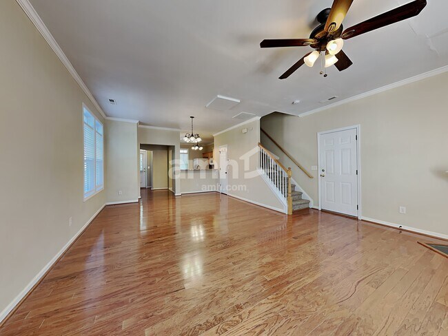 Building Photo - 152 Town Park Drive