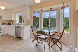 Building Photo - 7172 Circle Dr