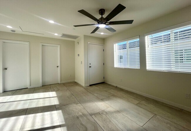 Building Photo - AVAILABLE NOW !! 2 Bedroom 1 Bath Home in Cathedral City!!  MOVE IN SPECIAL! HALF OFF ONE MONTH’S...
