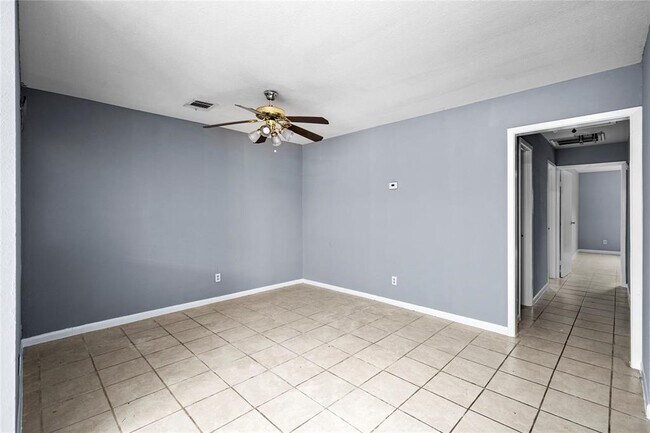 Building Photo - 1014 Graham Dr