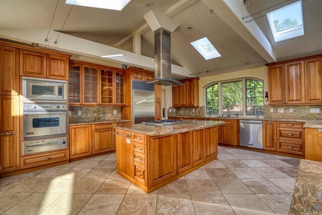 Foto principal - 5810 Soledad Mountain Rd