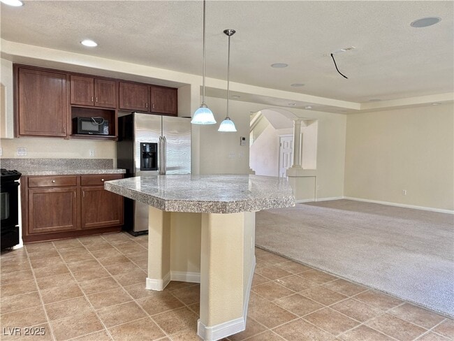 Building Photo - 6723 Flamenco Ct