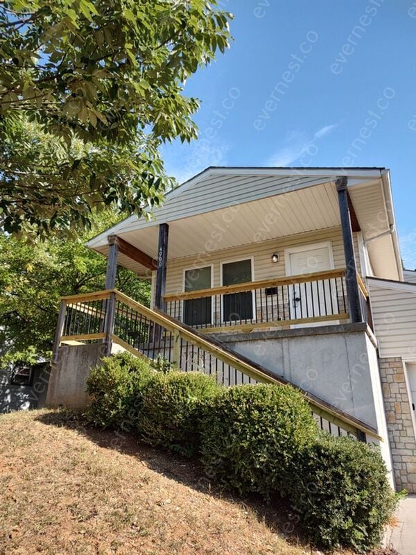 Building Photo - 4900 E 39th St