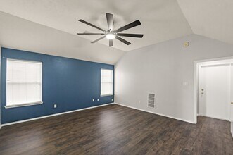 Building Photo - 3651 Woodlace Dr