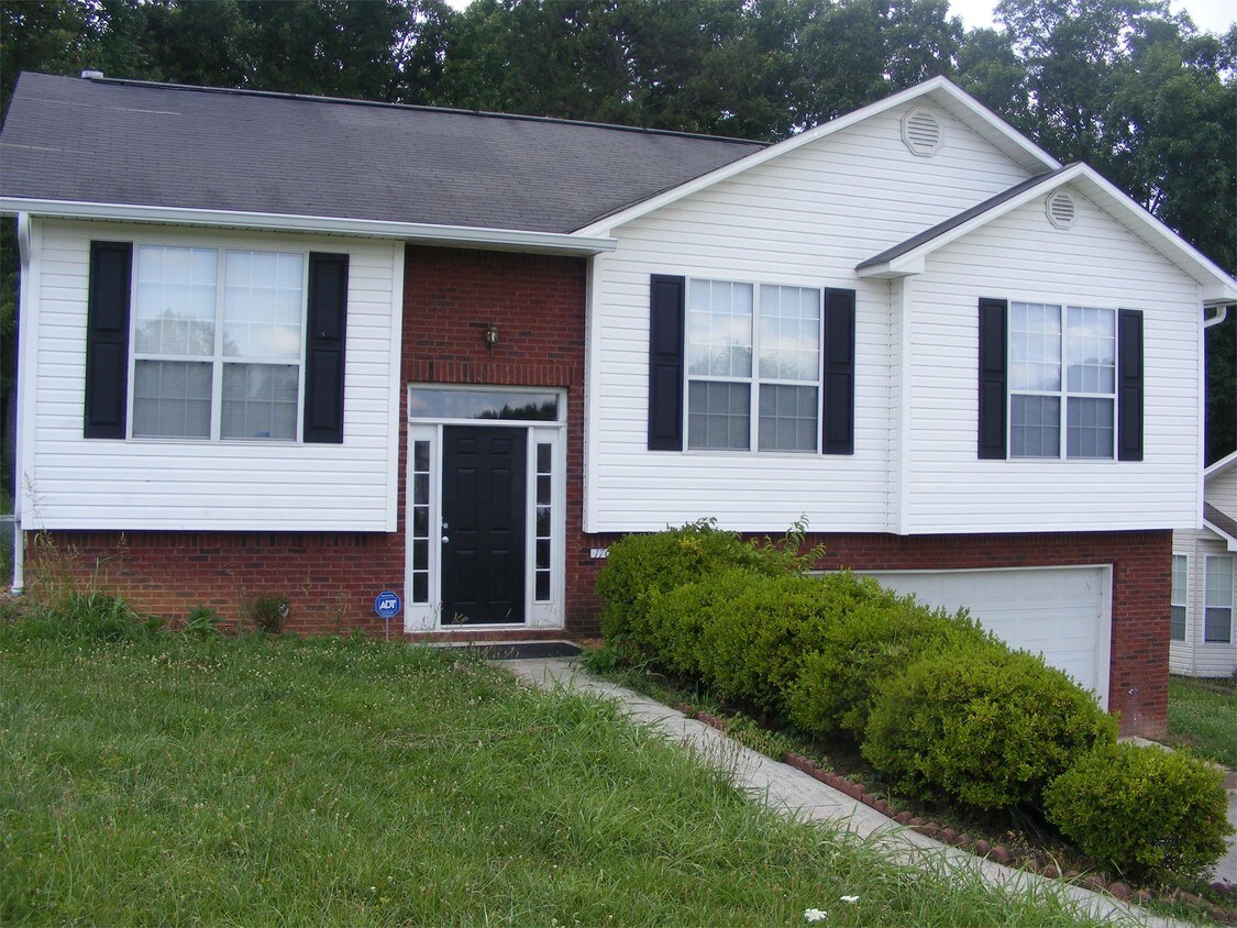 1709 Usry Blvd, Athens, TN 37303 House Rental in Athens, TN