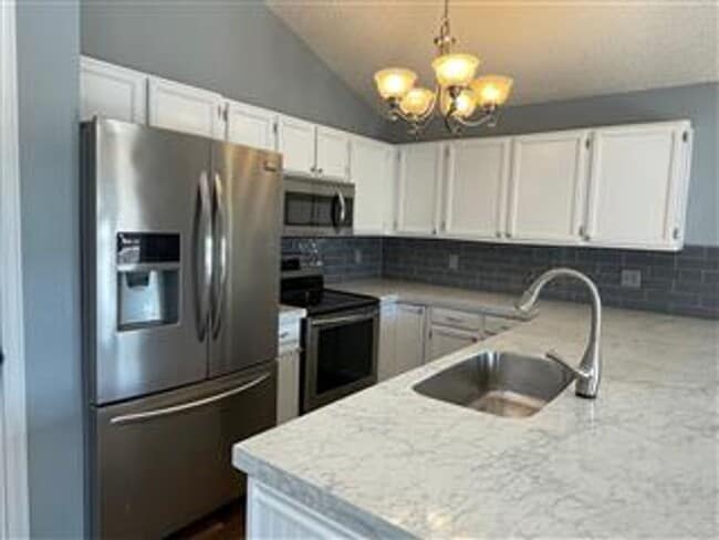 Building Photo - Amazing Broomfield Home!