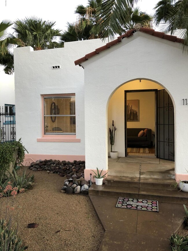 Foto del edificio - 1135 E Palm Ln