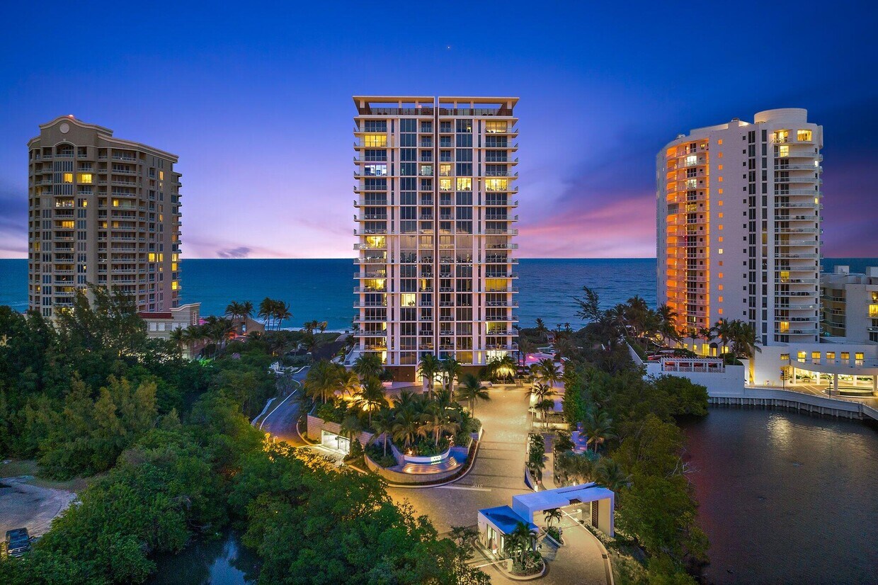 Primary Photo - 5000 N Ocean Dr
