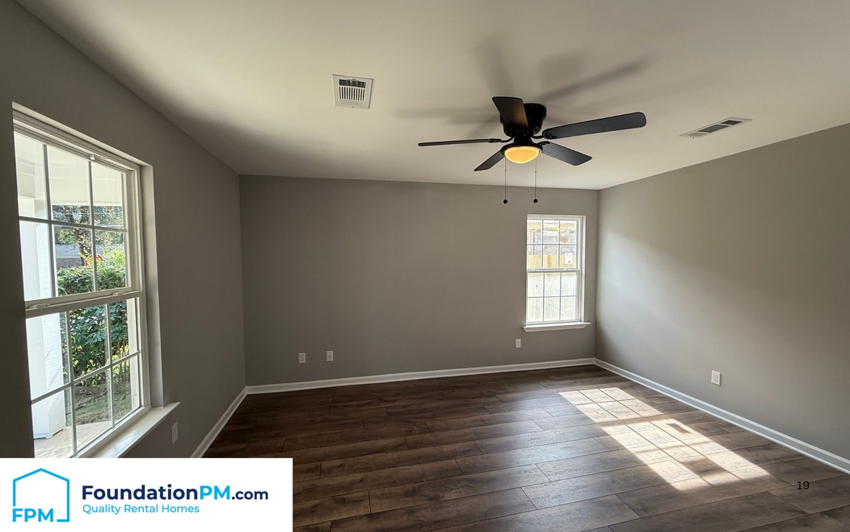 Foto del edificio - 785 Marianna St