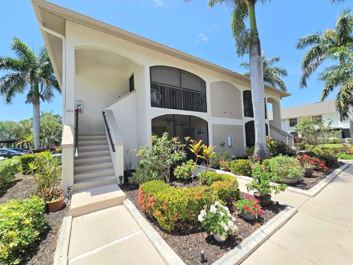 Foto principal - 13275 Whitehaven Ln