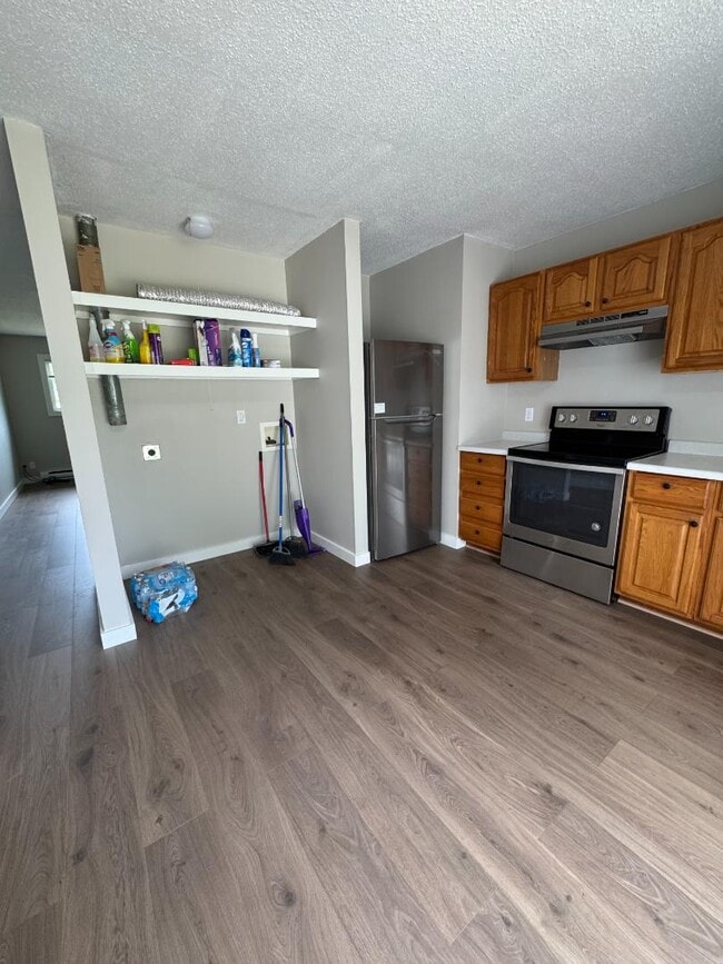 Building Photo - 4837 Greenfield Dr