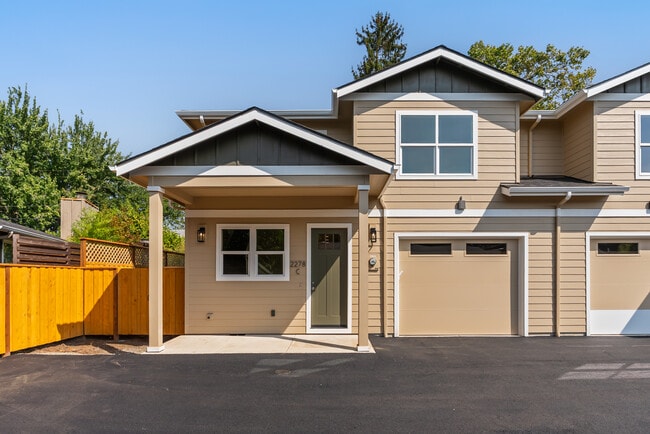Building Photo - 2278 Sandy Dr