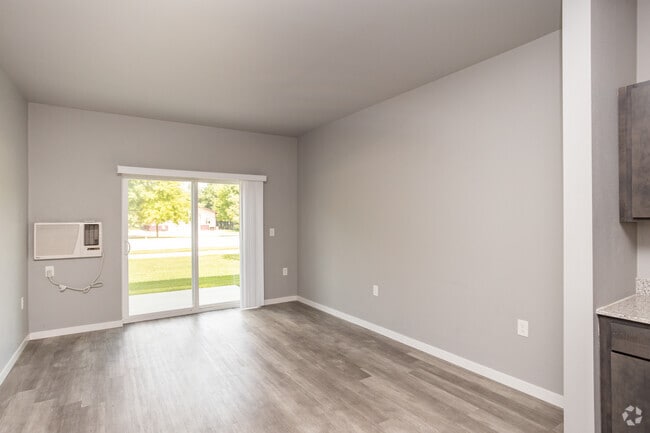 Dogwood - Living Room - Wilmot Estates Apartments