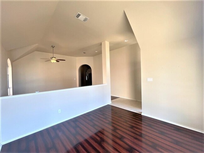 Foto del edificio - 1207 Timber Bend Dr