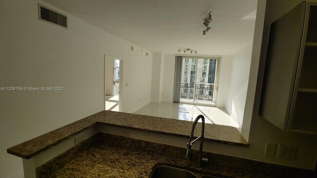 Building Photo - 552 Okeechobee Blvd