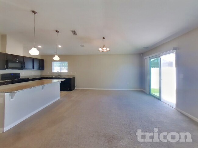 Building Photo - 97529 Albatross Dr