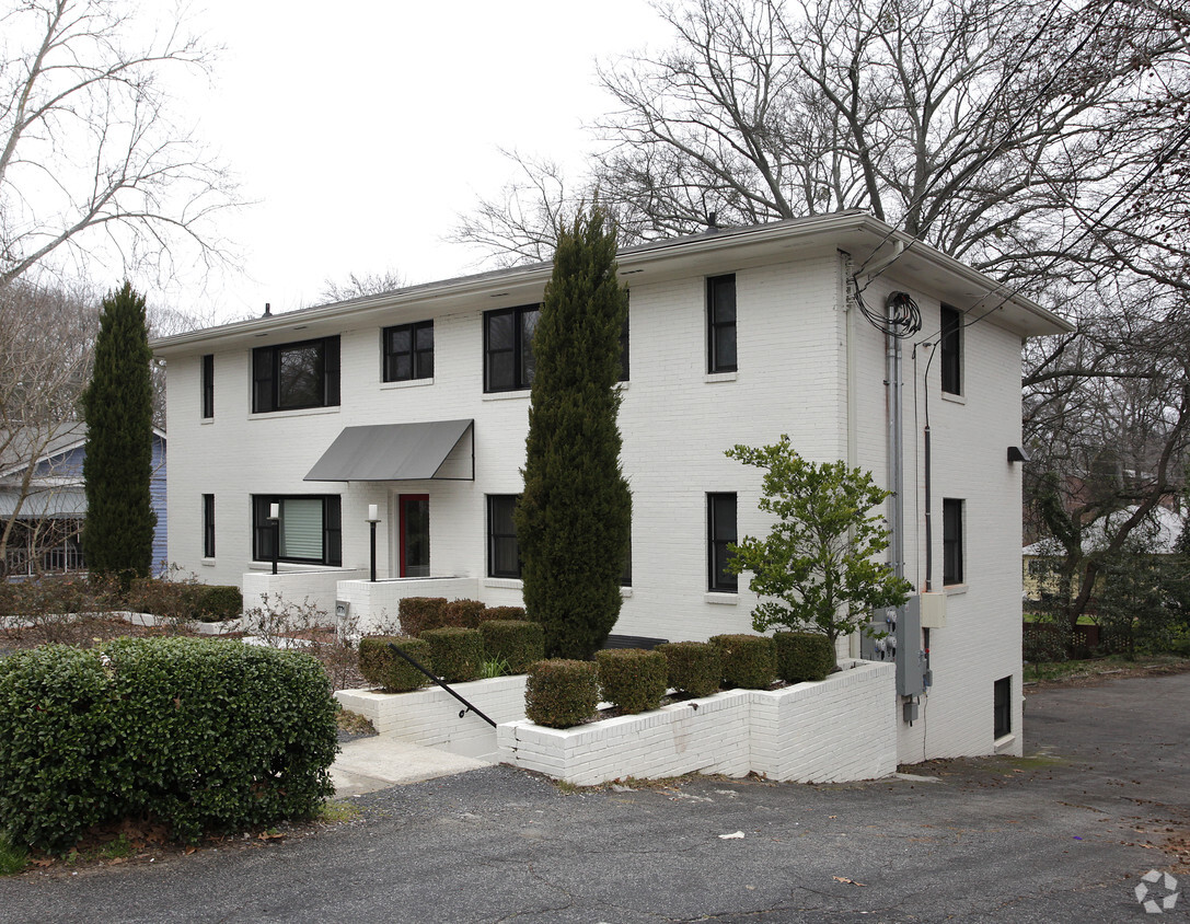 Primary Photo - 1771 Rugby Ave