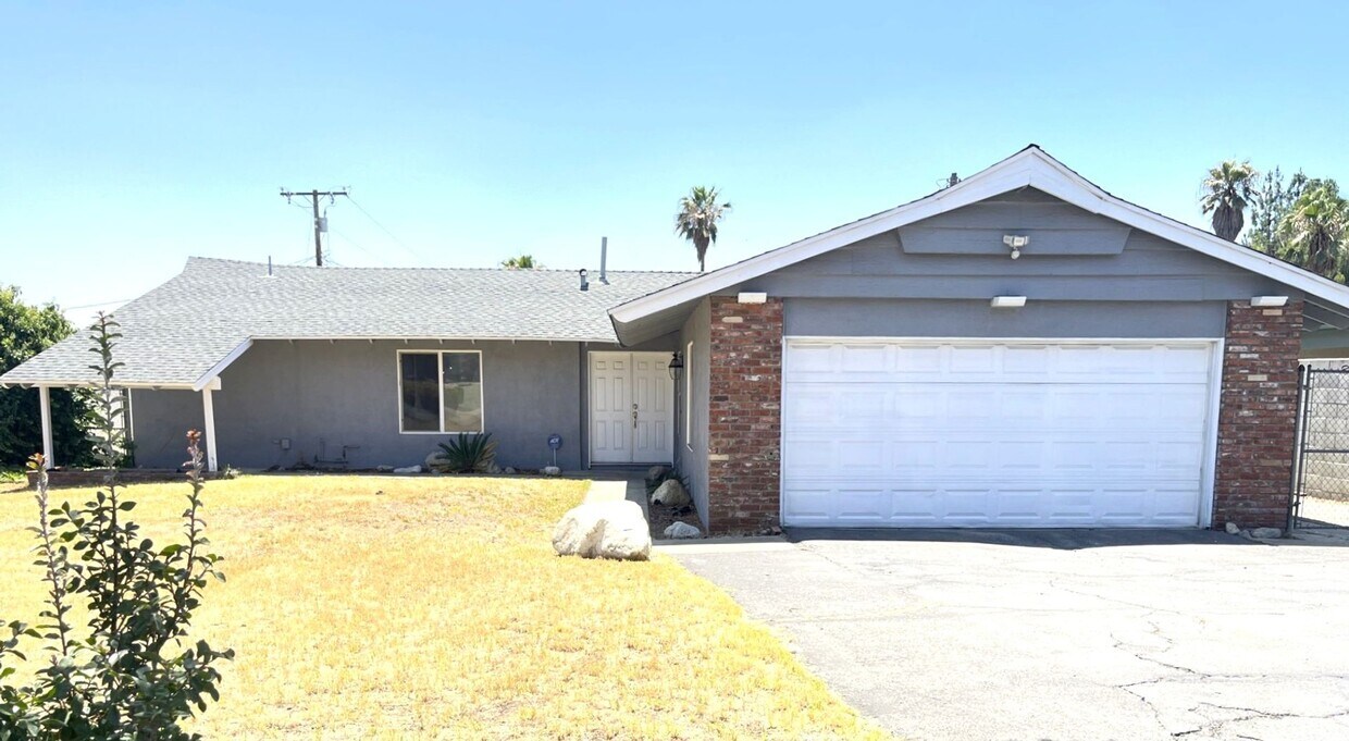 Primary Photo - RANCHO CUCAMONGA UPDATED Family Home 4+2 A...