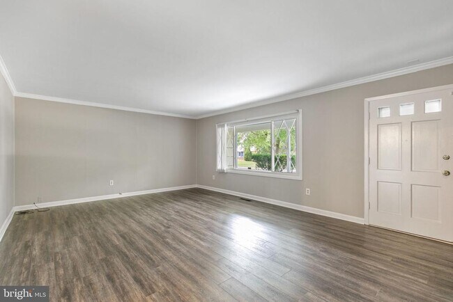 Building Photo - 12703 Cherrywood Ln