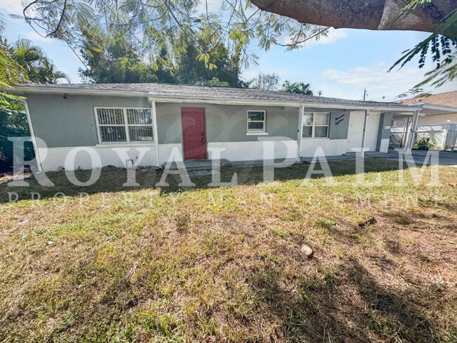 Building Photo - 1918 Grace Ave