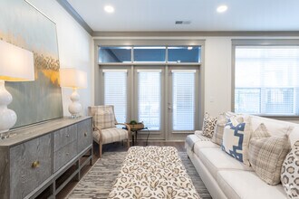 1BR, 1BA - 761 SF - Preserve at Westfields