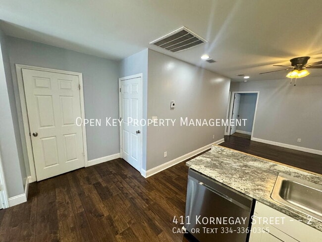 Building Photo - 411 Kornegay St