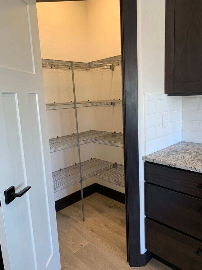 Building Photo - 3 br, 2 bath House - 1295 Tamarindo Lane