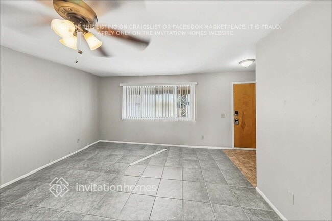 Building Photo - 12801 N 112th Ave