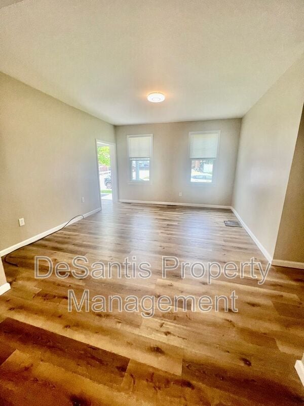 Building Photo - 383 Jefferson St