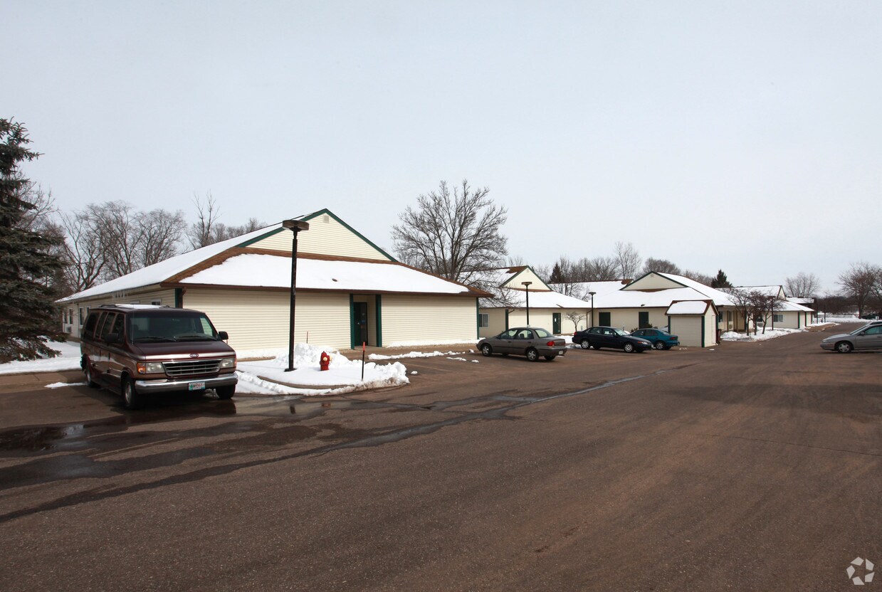 Galloway Homes Apartments in Menomonie, WI