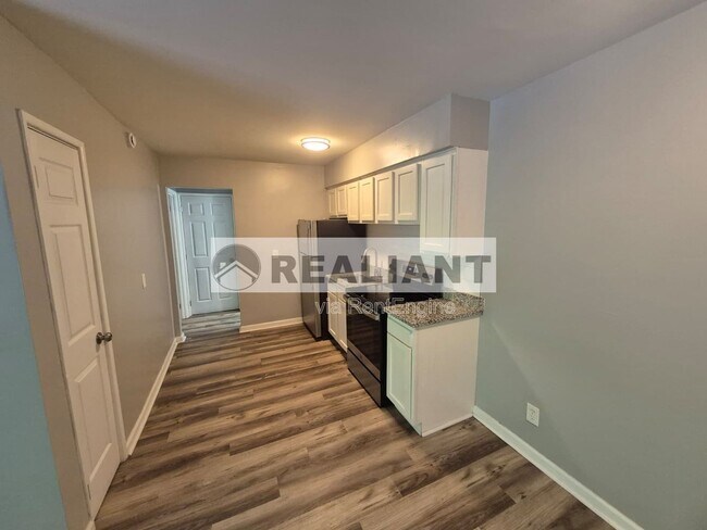Foto del edificio - 2517 Warren St