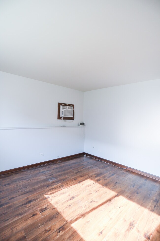Building Photo - 2507 24th St