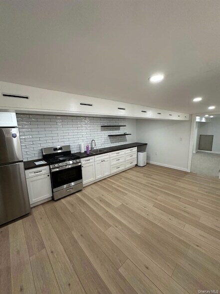 Foto del edificio - 964 E 42nd St