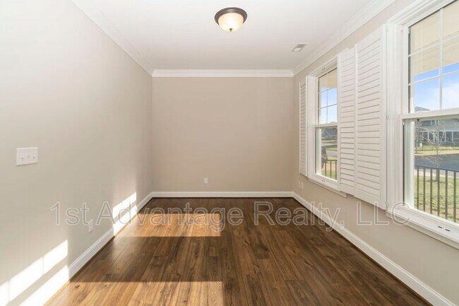 Building Photo - 88 Alexandria Way