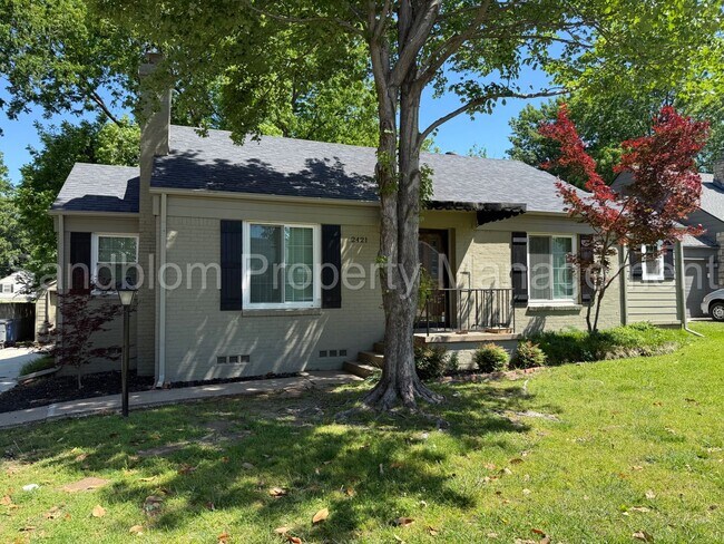 Foto del edificio - For Lease | Midtown Tulsa | Available Now!