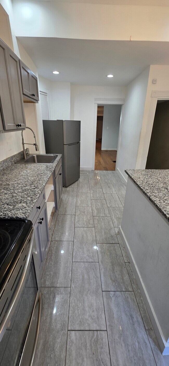 Foto del edificio - 3055 Brighton St