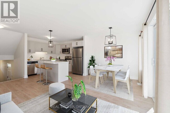 Photo du bâtiment - 73 Staples Blvd