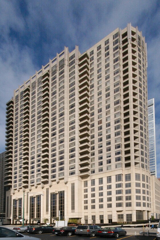 Foto principal - 530 N Lake Shore Dr